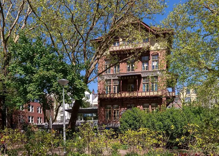 Stayokay Amsterdam VondelparkHostal